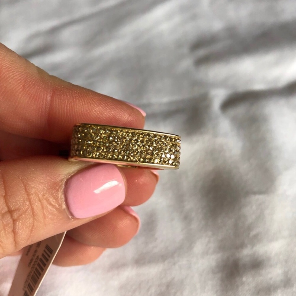 Henri bendel, bendel rox ring!!